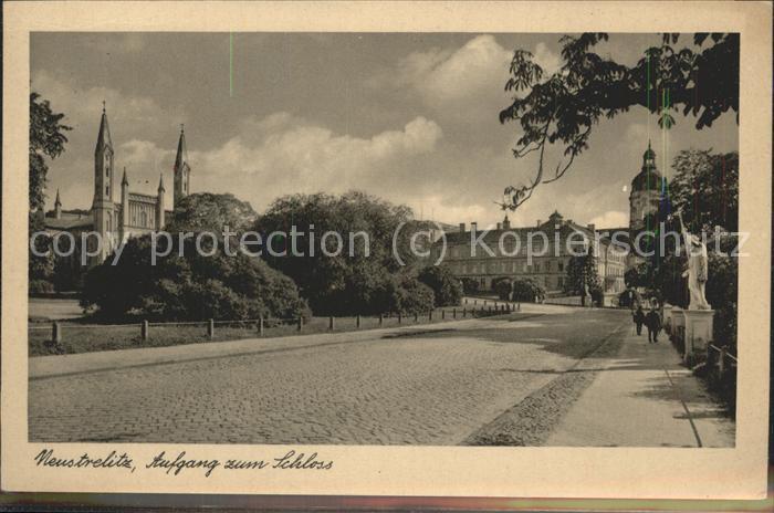 Neustrelitz Schlossaufgang