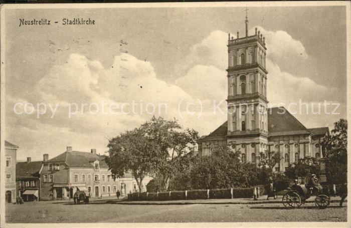 Neustrelitz Kirche Pferdekutsche