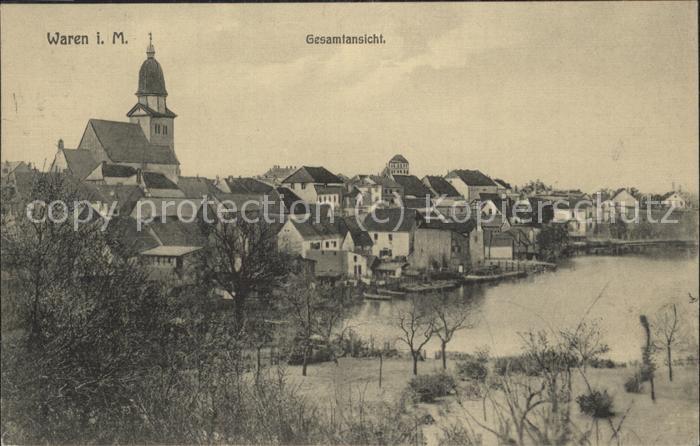 Waren Mueritz Gesamtansicht Kirche