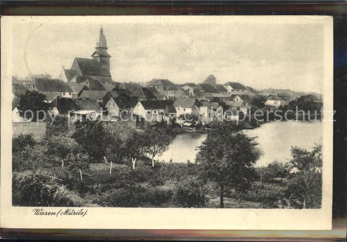 Waren Mueritz Stadtblick mit Kirche