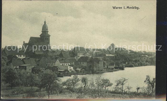 Waren Mueritz Totalansicht mit Kirche