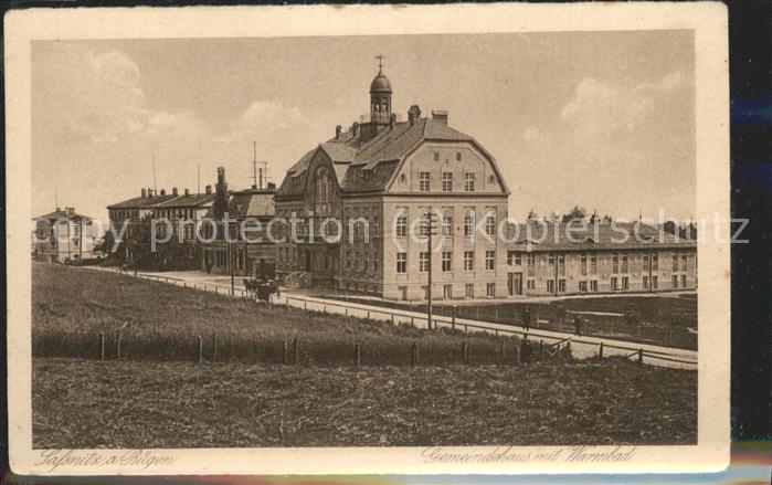 Sassnitz Ostseebad Ruegen Gemeindehaus mit Warmbad