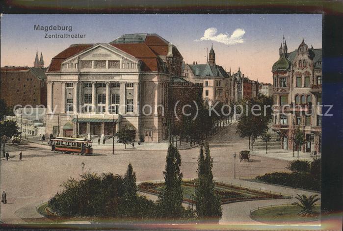 MAGDEBURG  CITY Zentraltheater Strassenbahn