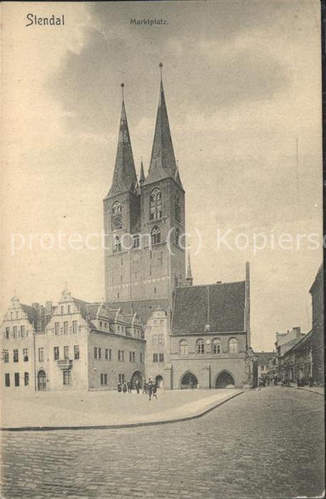 Stendal Marktplatz Rathaus Kirche