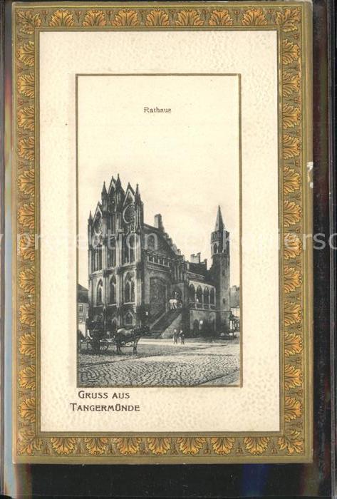 Tangermuende Rathaus Pferdekutsche