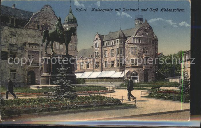 Erfurt Kaiserplatz mit Denkmal und Cafe Hohenzollern