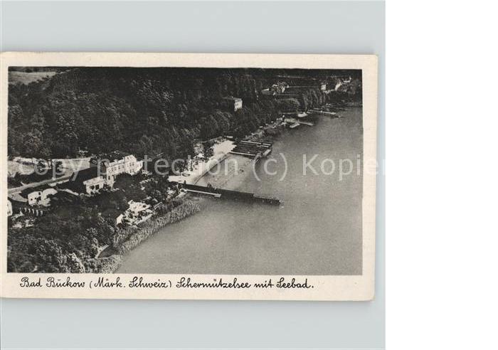 Buckow Maerkische Schweiz Schermützelsee mit Seebad
