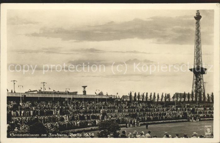 Funkturm Berlin Sommerblumen