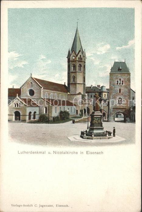 Eisenach Thueringen Lutherdenkmal mit Nicolaikirche