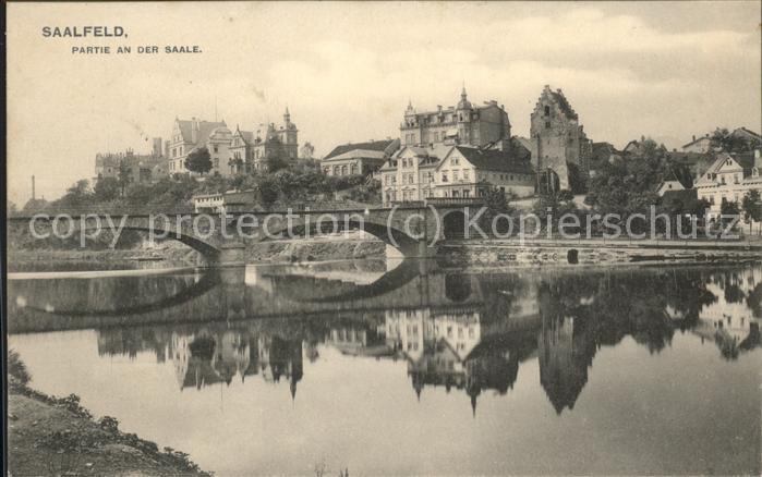 Saalfeld Saale Partie an der Saale mit Brücke