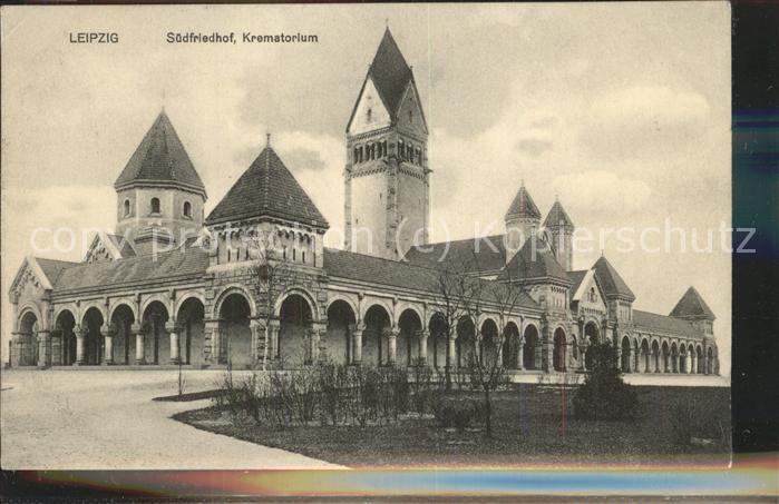 LEIPZIG Sachsen Suedfriedhof mit Krematorium