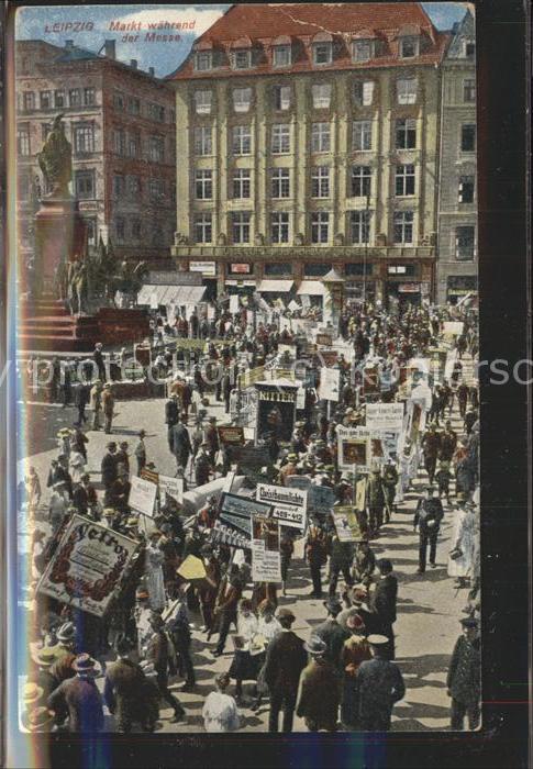 LEIPZIG Sachsen Markt waehrend der Messe