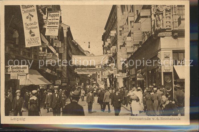 LEIPZIG Sachsen Petersstrasse mit Reichsbank waehrend der Messe