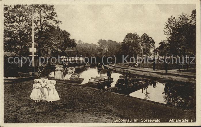 Luebbenau Spreewald Kahn Abfahrtsstelle Wasserstrasse