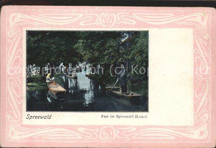 Luebbenau Spreewald Postbote Wasserstrasse Kahn