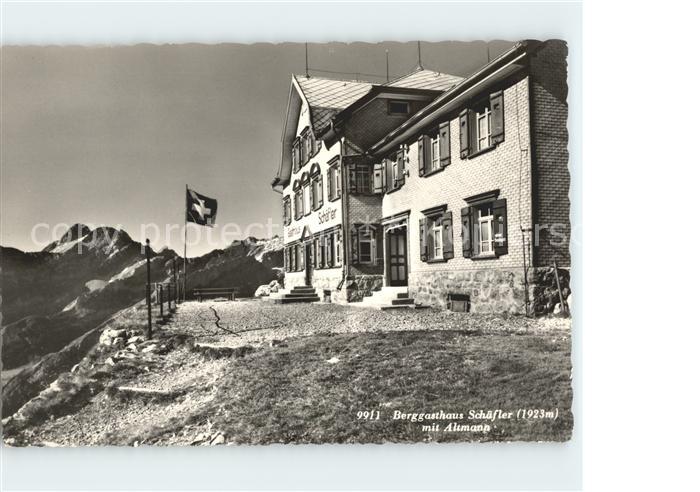 Weissbad Berggasthaus Schaefler mit Altmann Appenzeller Alpen Schweizer Flagge