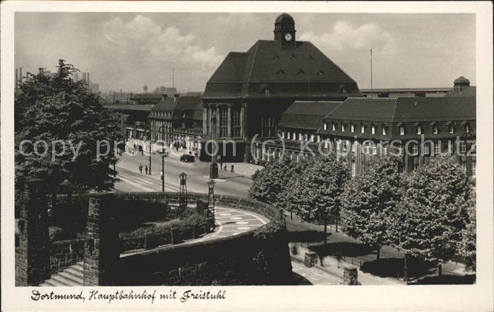 DORTMUND  CITY Hauptbahnhof mit Freistuhl