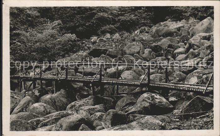 Darmstadt Brücke über Felsen