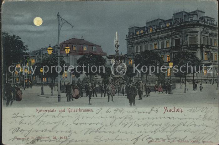 Aachen Kaiserplatz Kaiserbrunnen bei Nacht
