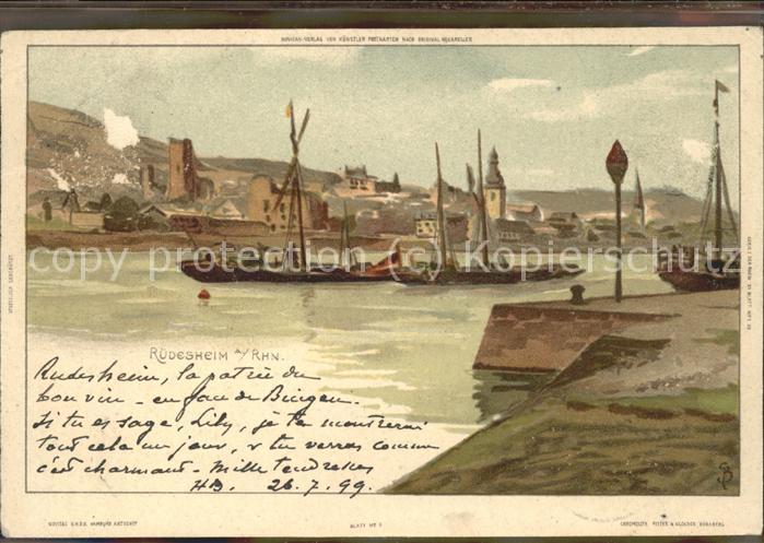 Ruedesheim Rhein mit Booten