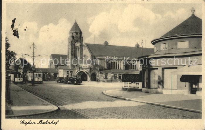 Giessen Lahn Bahnhof Autos