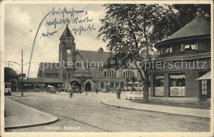 Giessen Lahn Bahnhof Autos