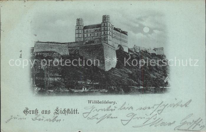 Eichstaett Oberbayern Willibaldsburg im Mondschein