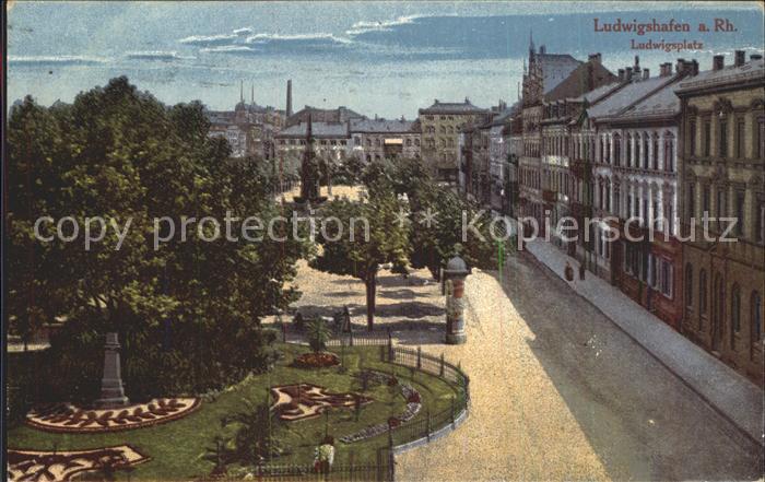 Ludwigshafen Rhein Ludwigsplatz Denkmal Litfass Saeule