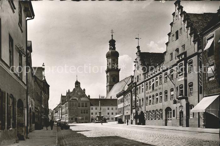 Freising Oberbayern Hauptstrasse mit Marienplatz