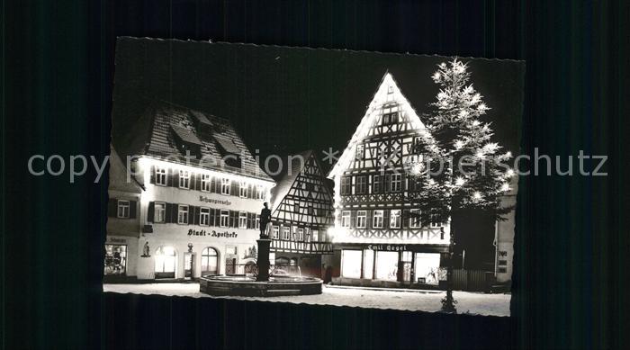 Dornstetten Wuerttemberg Marktplatz Brunnen Weihnachtszeit Christbaum Luftkurort
