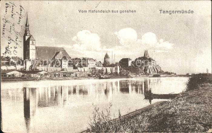 Tangermuende Blick vom Hafendeich Kirche