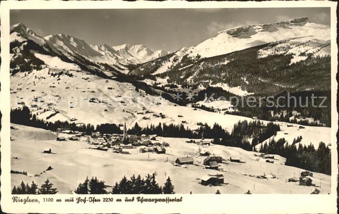 Riezlern Kleinwalsertal Vorarlberg mit Gross Ifen und Schwarzwassertal