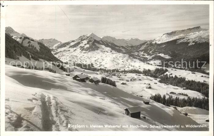 Riezlern Kleinwalsertal Vorarlberg mit Hoch Ifen Schwarzwassertal und Widd