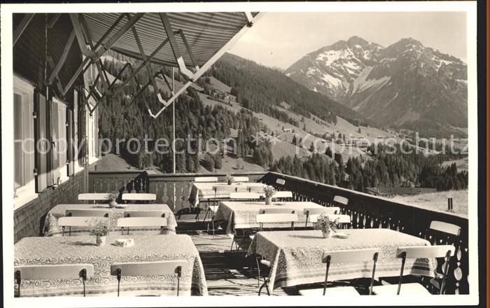 Hirschegg Kleinwalsertal Vorarlberg Waldemar-Petersen Haus Terrasse Elferko