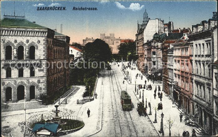 SAARBRueCKEN Saarland Reichstrasse Strassenbahnn Brunnen