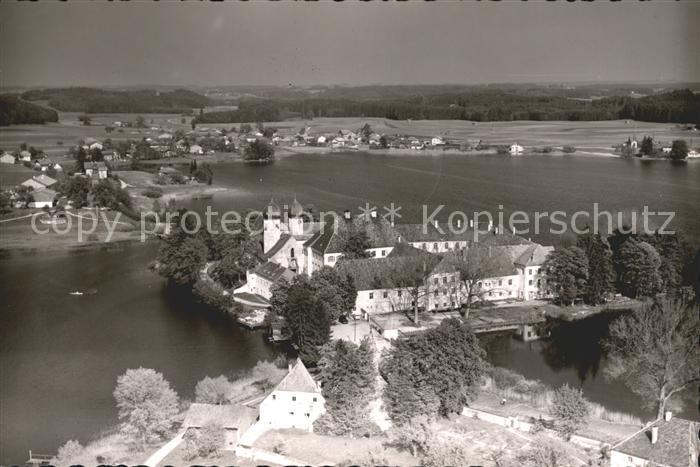 Seeon-Seebruck Fliegeraufnahme Schloss