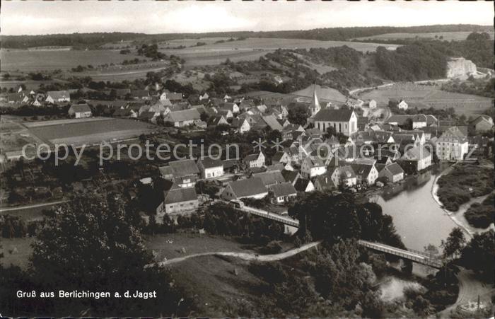 Berlichingen Dorf Kirche Felder