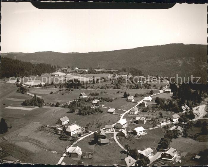 Haeusern Schwarzwald Fliegeraufnahme