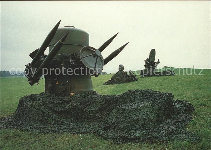 Geschuetze Fliegerabwehrlenkwaffe Boden/Luft Rapier Schweizer Armee