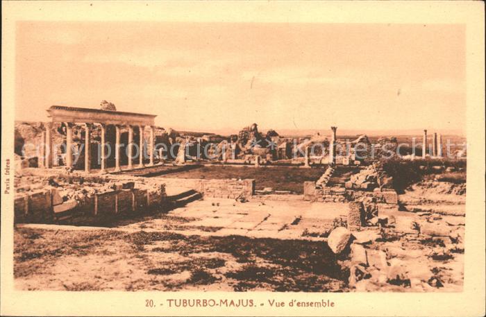 Tunis Thuburbo-Majus Portique Petronites