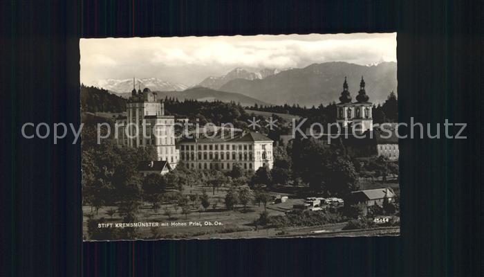 Kremsmuenster Stift Kremsmuenster mit Hohen Priel
