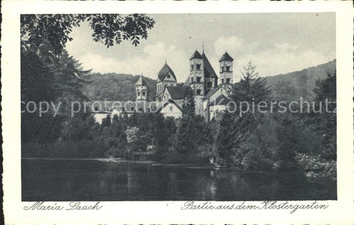 Maria Laach Jauerling Partie aus dem Klostergarten