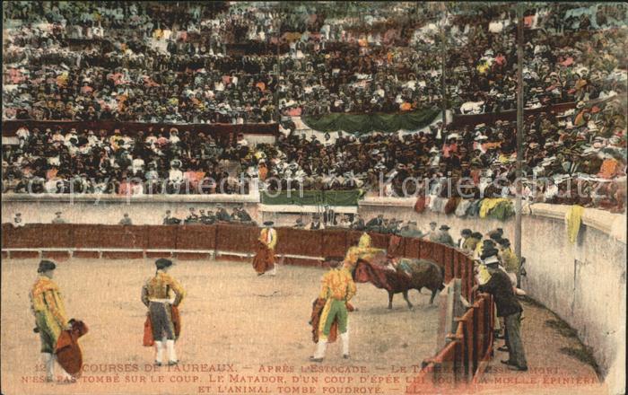 Stierkampf Courses de Taureaux Estocade Matador