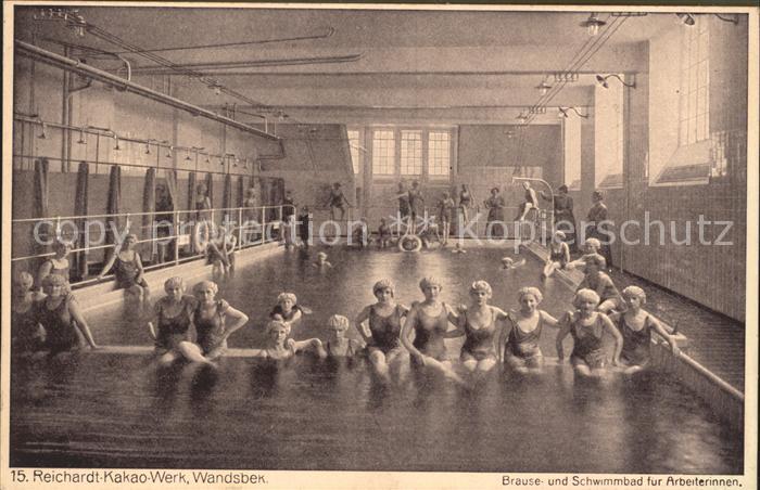 Wandsbek Reichardt  Kakao- Werk Brause- und Schwimmbad Arbeiterinnen