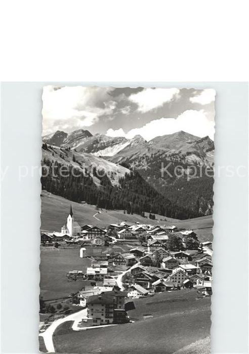 Berwang Tirol mit Lechtaler Alpen