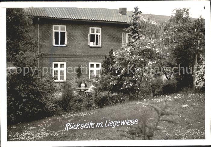 Schoenwalde Bungsberg Rueckseite Liegewiese