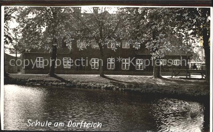 Schoenwalde Bungsberg Schule Dorfteich