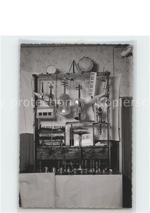 Musikinstrument Geige Trommel Akkordeon Hotel Vareler K