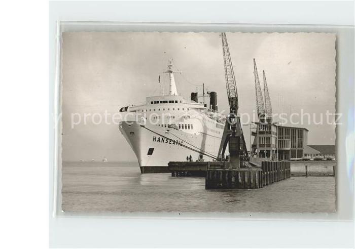 Dampfer Oceanliner Hanseatic Cuxhaven