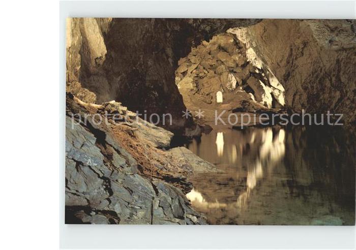 Hoehlen Caves Grottes Lac Souterrain St.-Leonard